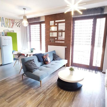 Wroclawska 80 By Homeprime Krakow Ngoại thất bức ảnh