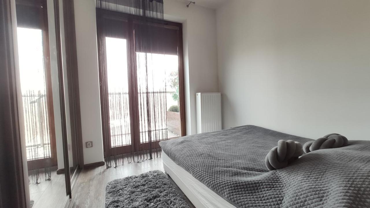 Wroclawska 80 By Homeprime Krakow Ngoại thất bức ảnh